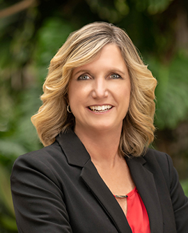 Beth Koufteros