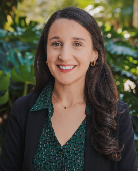  Valeria Alterman, Assistant Professor, Management