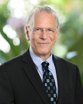 ullmansq headshot