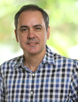 Caglar Irmak headshot